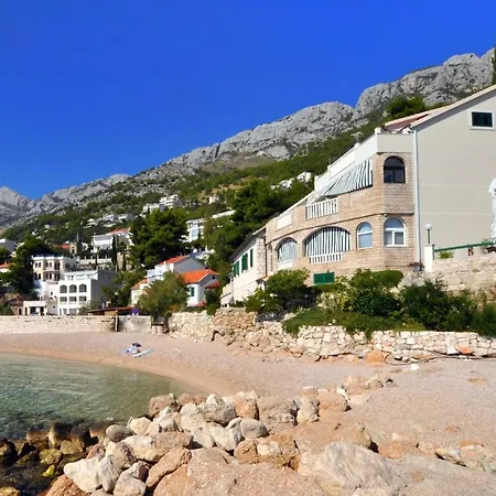 By The Sea Pisak, Omis - 7519 * Mimice